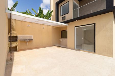 Casa de condomínio para alugar com 95m², 2 quartos e 2 vagas Casa de condomínio para alugar com 95m², 2 quartos e 2 vagasVaranda gourmet