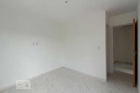 Casa de condomínio para alugar com 95m², 2 quartos e 2 vagas Casa de condomínio para alugar com 95m², 2 quartos e 2 vagasSuíte