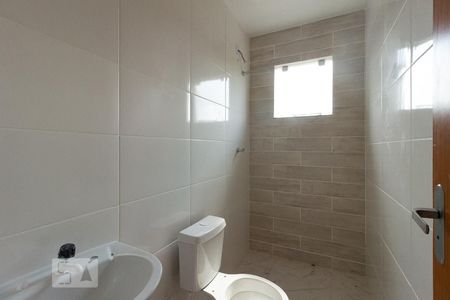 Casa de condomínio para alugar com 95m², 2 quartos e 2 vagas Casa de condomínio para alugar com 95m², 2 quartos e 2 vagasBanheiro social