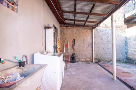 Casa à venda com 186m², 1 quarto e 1 vagaÁrea de Serviço