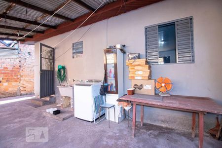 Casa à venda com 186m², 1 quarto e 1 vagaÁrea de Serviço