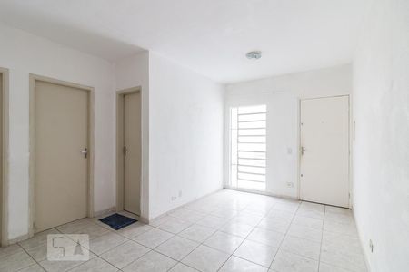 Sala de apartamento para alugar com 2 quartos, 53m² em Parque Renato Maia, Guarulhos
