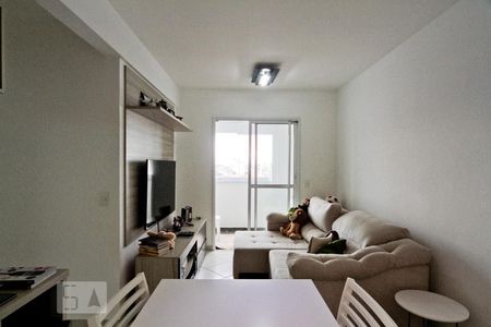 Apartamento à venda com 63m², 2 quartos e 2 vagasSala