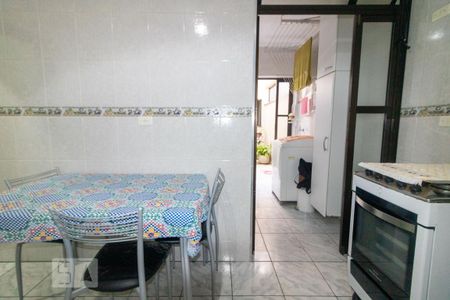 Apartamento para alugar com 65m², 2 quartos e 1 vaga Apartamento para alugar com 65m², 2 quartos e 1 vagaCozinha