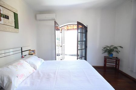 Casa à venda com 615m², 3 quartos e 4 vagasQuarto 1 