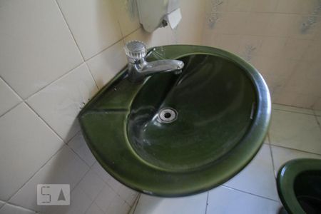 Casa à venda com 615m², 3 quartos e 4 vagasBanheiro garagem