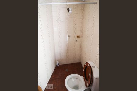 Casa à venda com 615m², 3 quartos e 4 vagasBanheiro piscina