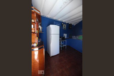 Casa à venda com 615m², 3 quartos e 4 vagasbar piscina