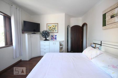 Casa à venda com 615m², 3 quartos e 4 vagasQuarto 1 