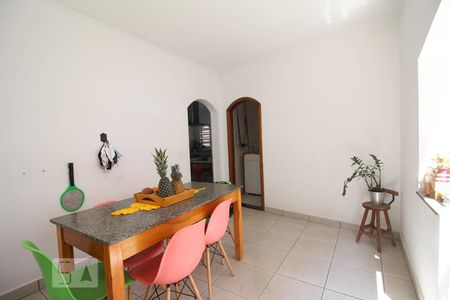 Casa à venda com 615m², 3 quartos e 4 vagasÁrea Gourmet