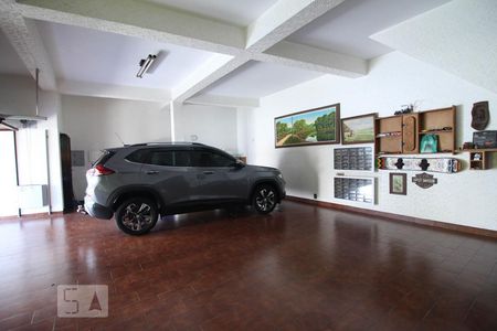 Casa à venda com 615m², 3 quartos e 4 vagasgaragem