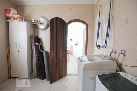 Casa à venda com 615m², 3 quartos e 4 vagasÁrea de Serviço