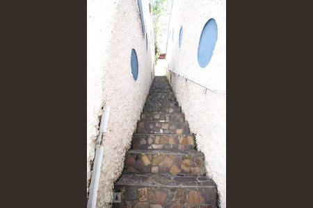 Casa à venda com 615m², 3 quartos e 4 vagasescada piscina