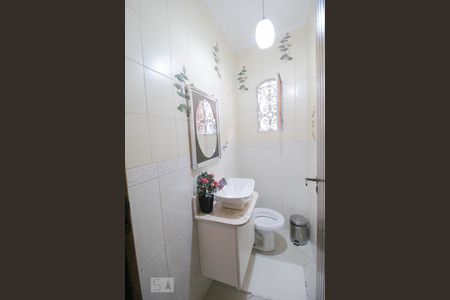 Casa à venda com 615m², 3 quartos e 4 vagasbanheiro 3