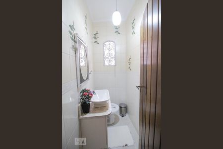 Casa à venda com 615m², 3 quartos e 4 vagasbanheiro 3