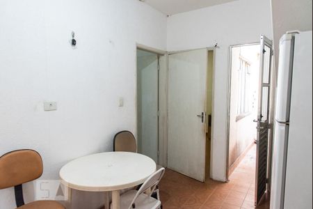 Casa à venda com 340m², 4 quartos e sem vaga Casa à venda com 340m², 4 quartos e sem vagaCasa2/cozinha