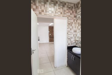 Casa à venda com 340m², 4 quartos e sem vaga Casa à venda com 340m², 4 quartos e sem vagaBanheiro