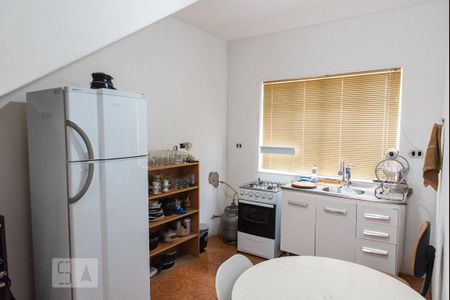 Casa à venda com 340m², 4 quartos e sem vaga Casa à venda com 340m², 4 quartos e sem vagaCasa2/cozinha