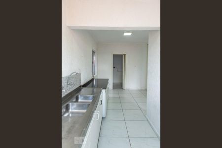Casa à venda com 340m², 4 quartos e sem vaga Casa à venda com 340m², 4 quartos e sem vagaCozinha