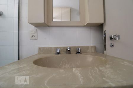 Apartamento para alugar com 91m², 3 quartos e 1 vagaPia do banheiro