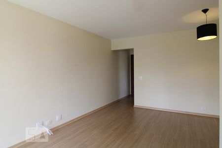 Sala de apartamento para alugar com 3 quartos, 91m² em Cidade Monções, São Paulo