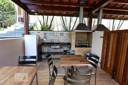 Apartamento à venda com 74m², 2 quartos e 1 vaga Apartamento à venda com 74m², 2 quartos e 1 vagaÁrea comum - Churrasqueira