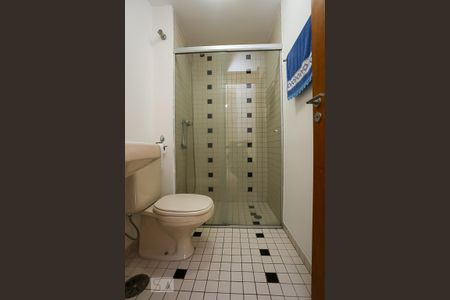 Apartamento à venda com 74m², 2 quartos e 1 vaga Apartamento à venda com 74m², 2 quartos e 1 vagaBanheiro