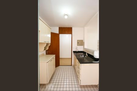 Apartamento à venda com 74m², 2 quartos e 1 vaga Apartamento à venda com 74m², 2 quartos e 1 vagaCozinha