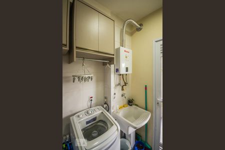 Apartamento à venda com 56m², 2 quartos e 1 vaga Apartamento à venda com 56m², 2 quartos e 1 vagaÁrea de Serviço