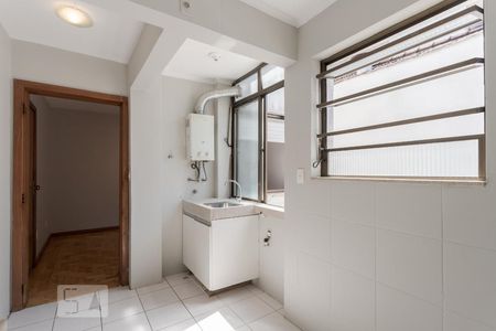 Apartamento à venda com 54m², 2 quartos e sem vaga Apartamento à venda com 54m², 2 quartos e sem vagaCozinha e Área de Serviço