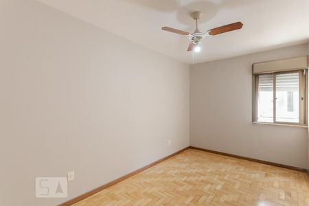 Quarto 1 de apartamento para alugar com 2 quartos, 54m² em Auxiliadora, Porto Alegre