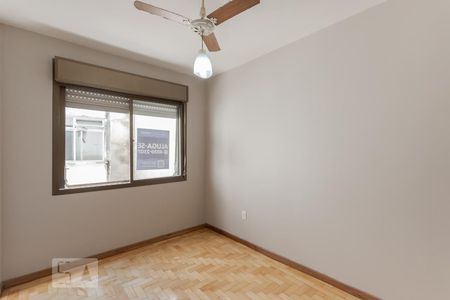 Quarto 2 de apartamento para alugar com 2 quartos, 54m² em Auxiliadora, Porto Alegre