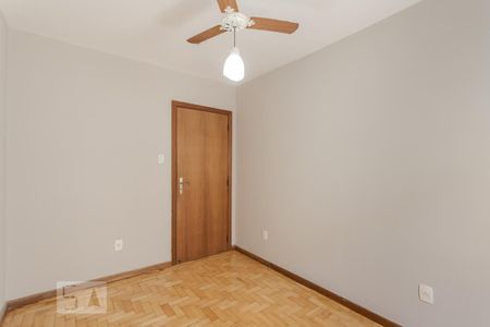 Quarto 2 de apartamento para alugar com 2 quartos, 54m² em Auxiliadora, Porto Alegre