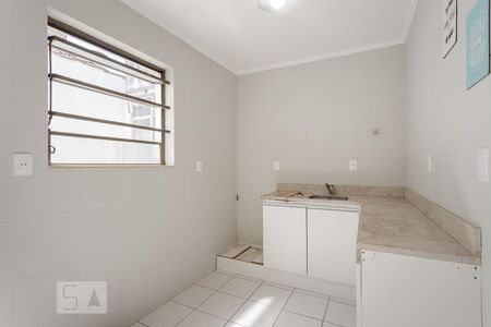 Apartamento à venda com 54m², 2 quartos e sem vaga Apartamento à venda com 54m², 2 quartos e sem vagaCozinha e Área de Serviço