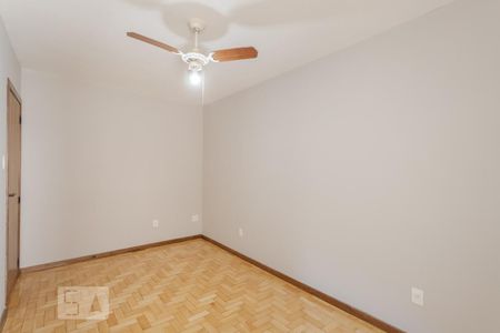 Quarto 1 de apartamento para alugar com 2 quartos, 54m² em Auxiliadora, Porto Alegre