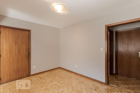 Sala de apartamento para alugar com 2 quartos, 54m² em Auxiliadora, Porto Alegre