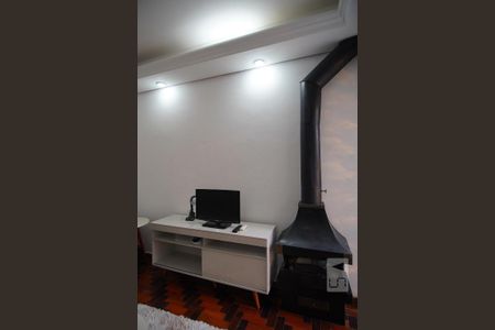 Sala de apartamento para alugar com 2 quartos, 72m² em Jardim Floresta, Porto Alegre