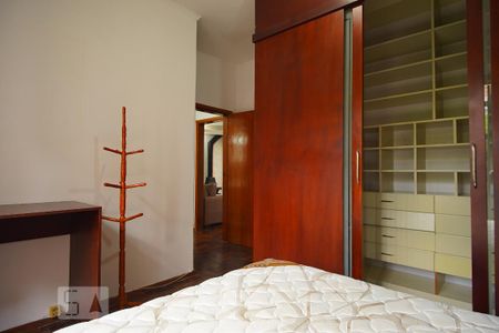 Quarto 2 de apartamento para alugar com 2 quartos, 72m² em Jardim Floresta, Porto Alegre