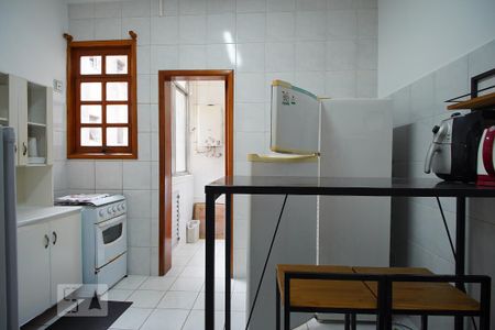 Apartamento para alugar com 72m², 2 quartos e sem vagaCozinha