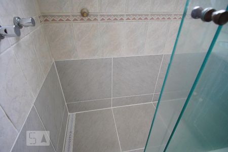 Apartamento para alugar com 72m², 2 quartos e sem vagaBanheiro