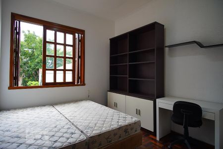 Quarto 1 de apartamento para alugar com 2 quartos, 72m² em Jardim Floresta, Porto Alegre