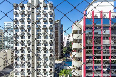 vista  de apartamento à venda com 3 quartos, 75m² em Moema, São Paulo