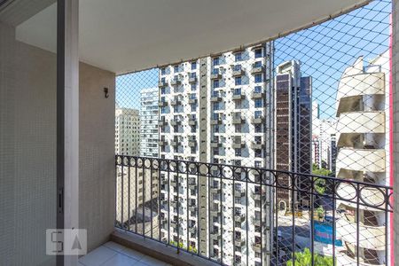 Varanda da Sala de apartamento à venda com 3 quartos, 75m² em Moema, São Paulo