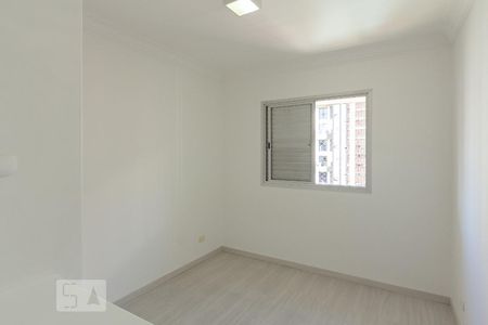 Quarto 1 de apartamento à venda com 3 quartos, 75m² em Moema, São Paulo