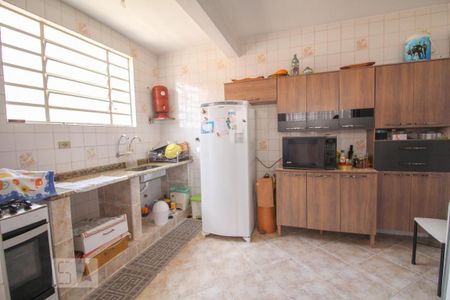 Casa à venda com 340m², 4 quartos e 3 vagascozinha