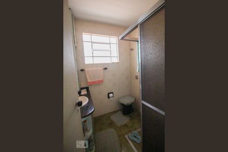 Casa à venda com 340m², 4 quartos e 3 vagasbanheiro 2