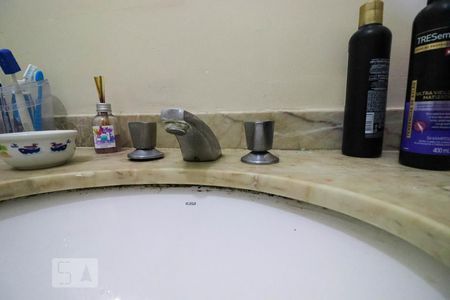 Apartamento à venda com 89m², 3 quartos e sem vaga Apartamento à venda com 89m², 3 quartos e sem vagaBanheiro Social