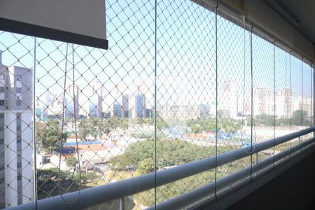 Varanda de kitnet/studio para alugar com 1 quarto, 47m² em Parque Industrial Tomas Edson, São Paulo