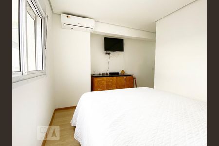 Quarto de apartamento à venda com 1 quarto, 210m² em Cambuci, São Paulo