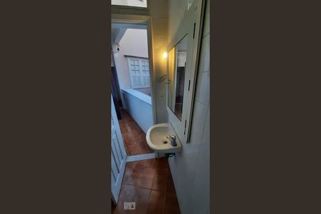 Apartamento para alugar com 70m², 3 quartos e sem vaga Apartamento para alugar com 70m², 3 quartos e sem vagaBanheiro de Serviço